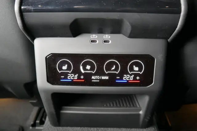 BMW M5 *AHK/Pano/Sitzlüftung/B&W Sound/360°/ACC/Individuallack* Ansicht 8