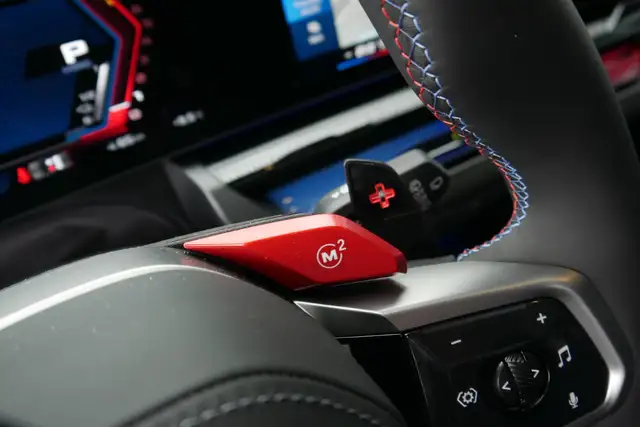 BMW M5 *AHK/Pano/Sitzlüftung/B&W Sound/360°/ACC/Individuallack* Ansicht 19