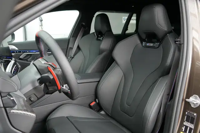 BMW M5 *AHK/Pano/Sitzlüftung/B&W Sound/360°/ACC/Individuallack* Ansicht 14