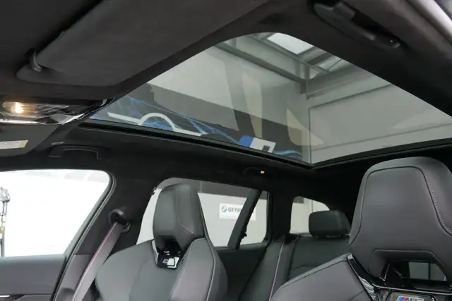 BMW M5 *AHK/Pano/Sitzlüftung/B&W Sound/360°/ACC/Individuallack* Ansicht 35