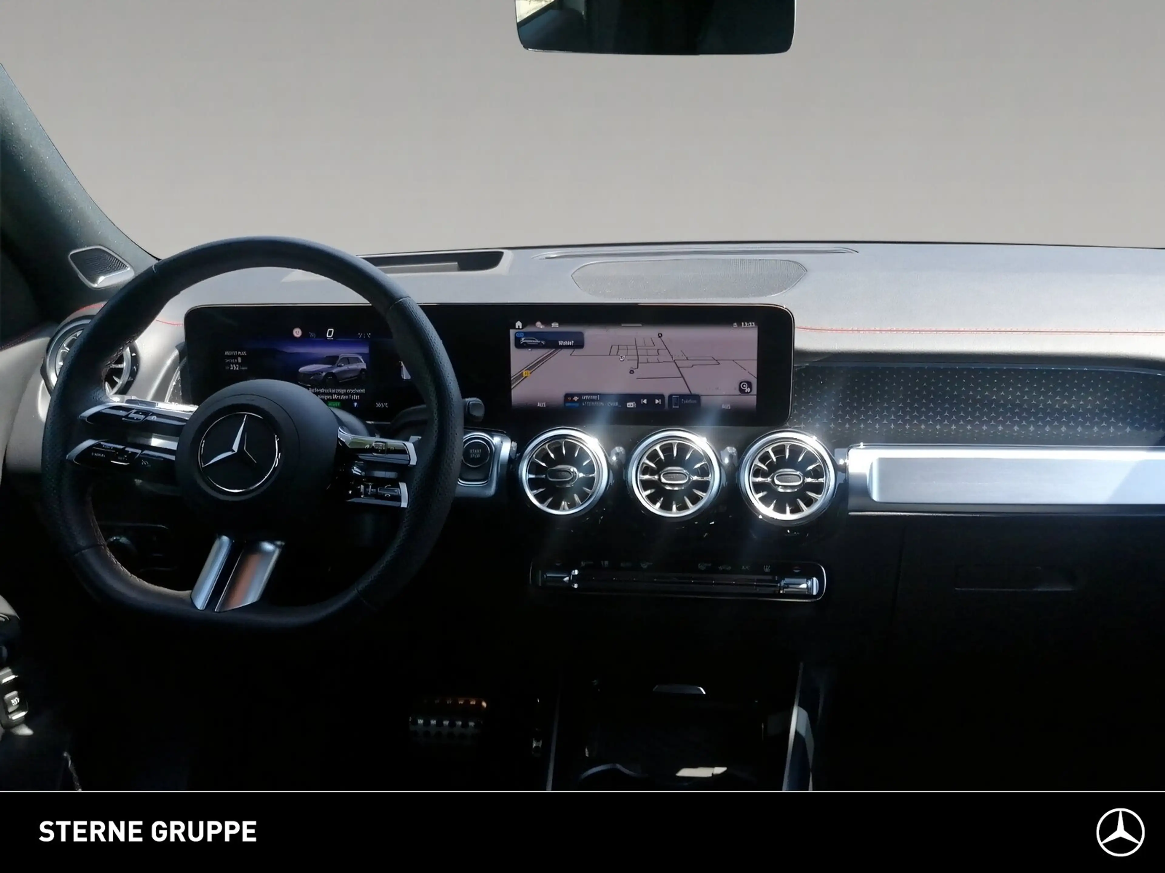 Mercedes-Benz EQB 300 EQB 300 4M AMG HUD Night Burm Pano Ambi Keyl 360 — photo 9
