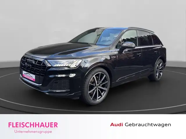 Audi Q7 main image