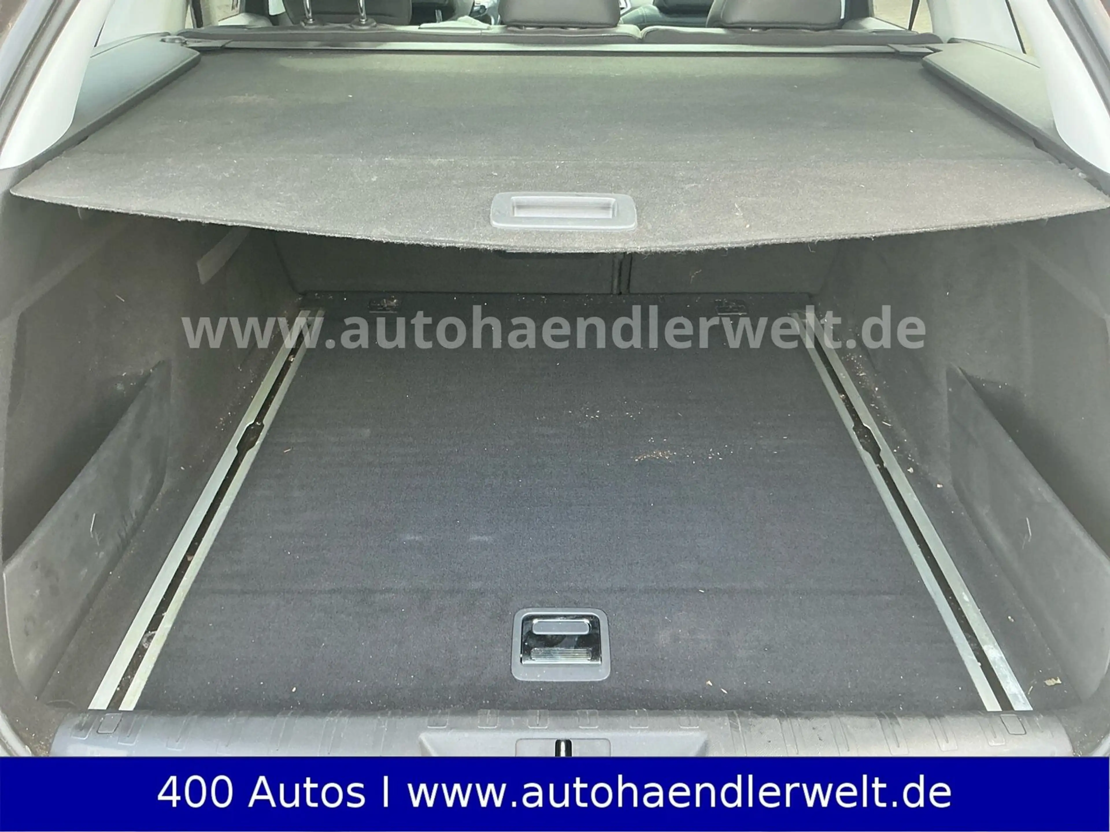 Peugeot 308 SW 1.2 12V e-THP GT-Line Pano Leder LED — photo 8