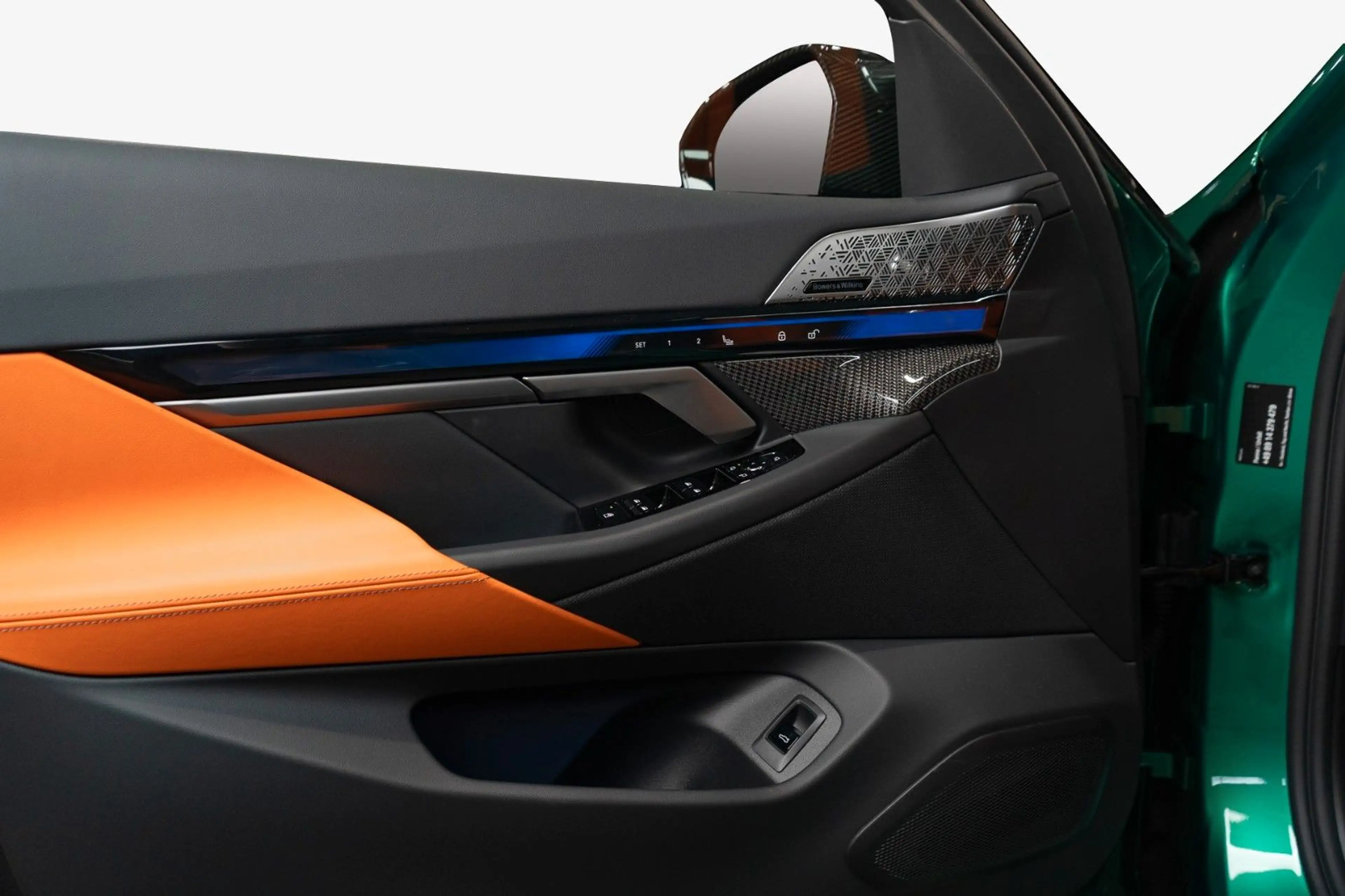 BMW M5 Touring xDrive°B&W°4-ZON°VENT°PANO°CARBON°MEM — photo 7