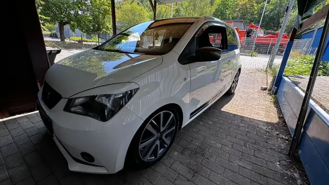 SEAT Mii