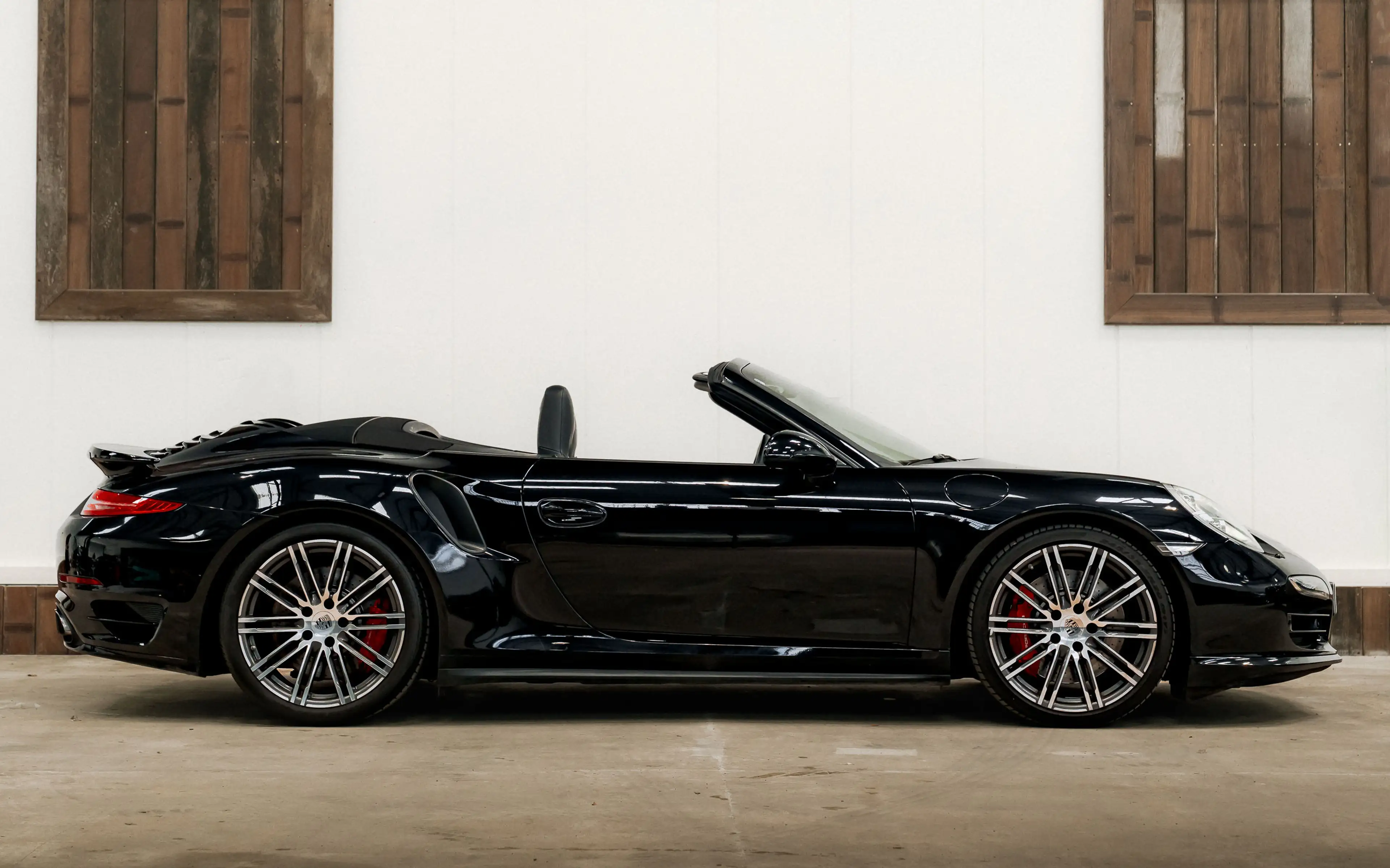 Porsche 991 Turbo Cabriolet — photo 6