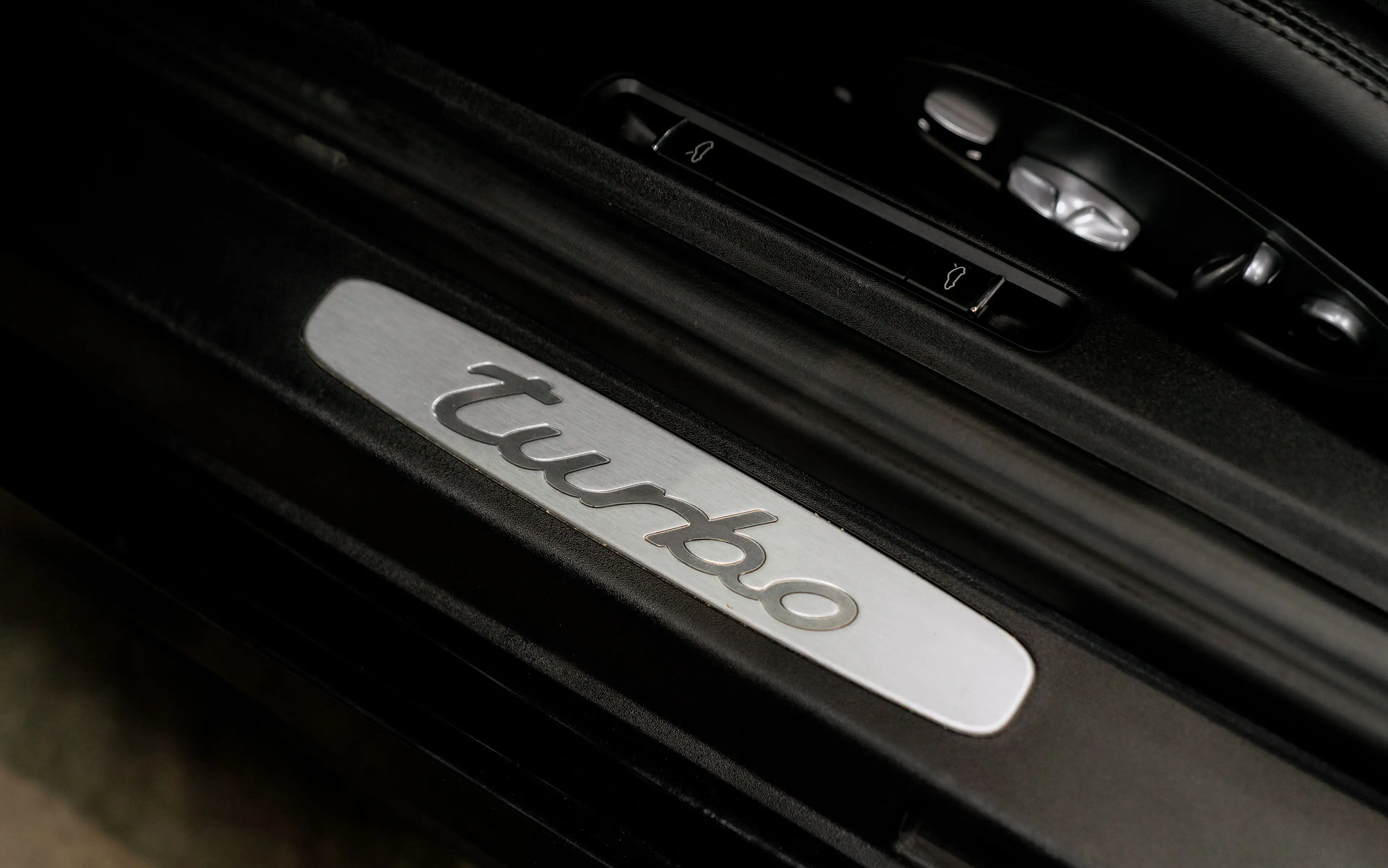Porsche 991 Turbo Cabriolet — photo 13