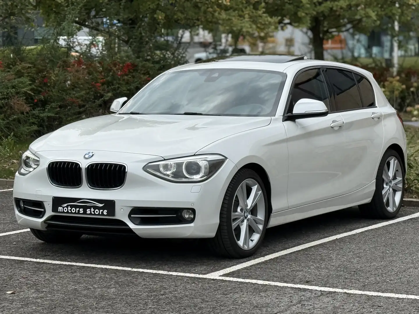 BMW 120 120D/ Xdrive  //FULL OPTION Blanc - 2