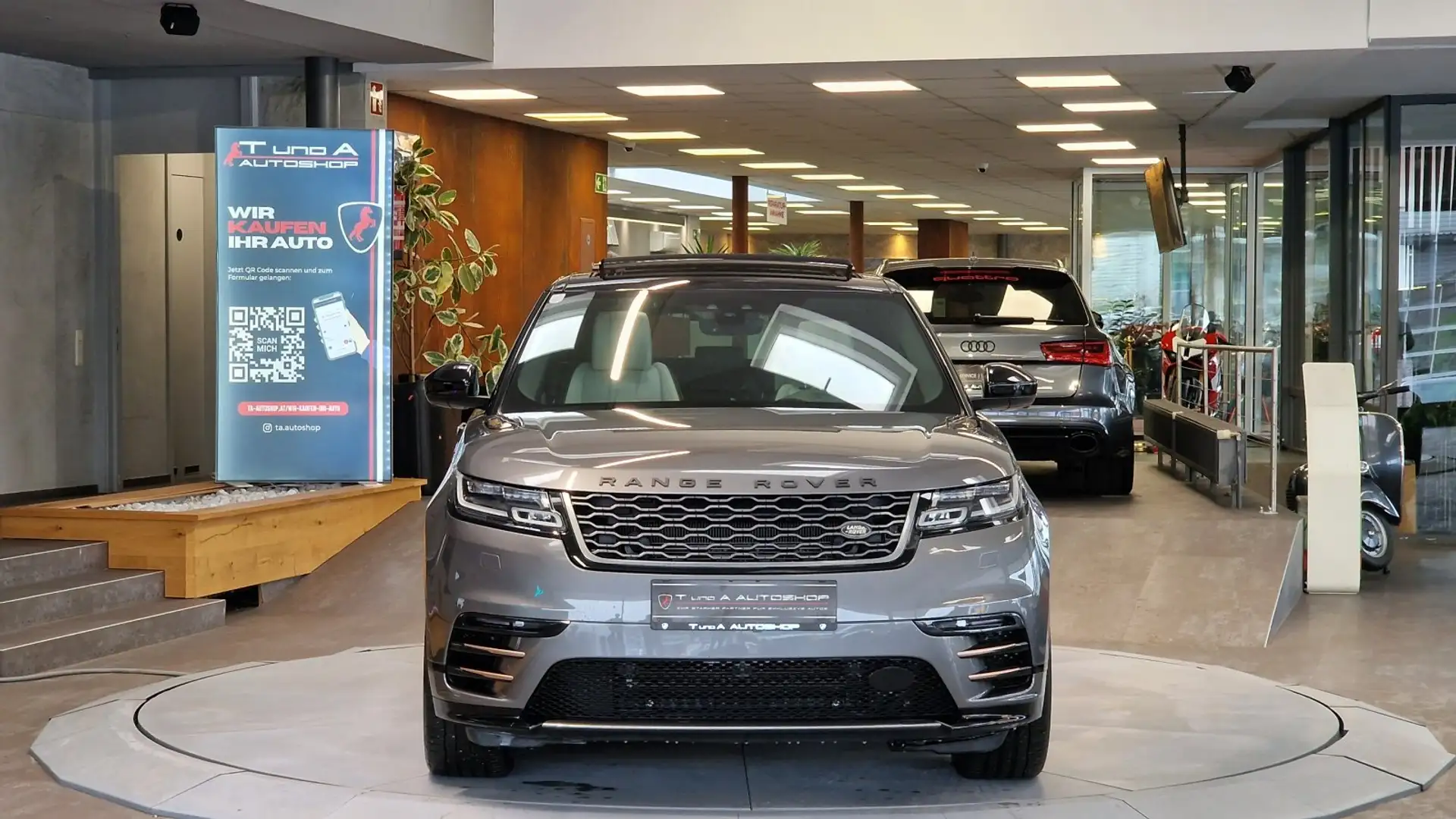 Land Rover Range Rover Velar R-Dynamic SE 3,0 V6 First Edition Allrad Aut. Grau - 2