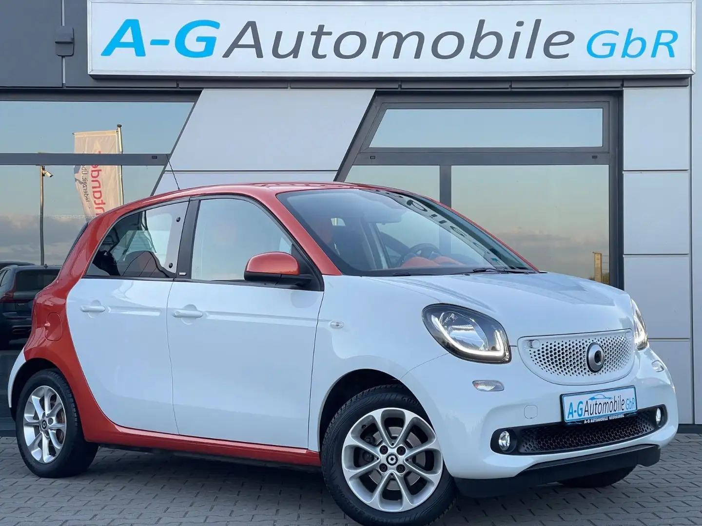smart forFour forfour 52kW-Scheckheft-LED-DAB-PDC Orange - 1