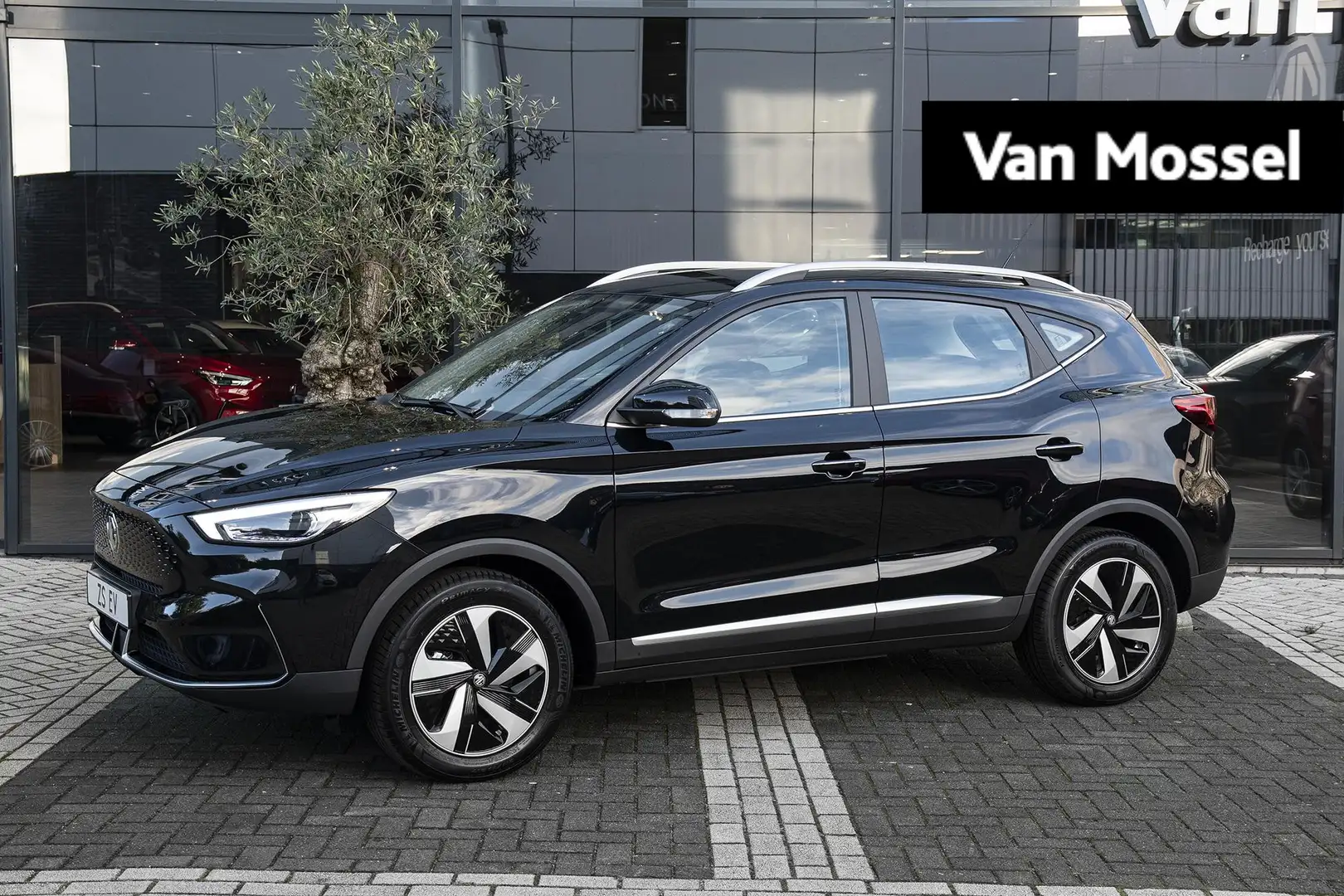 MG ZS MG EV EV Standard Range Luxury 50 kWh Zwart - 1