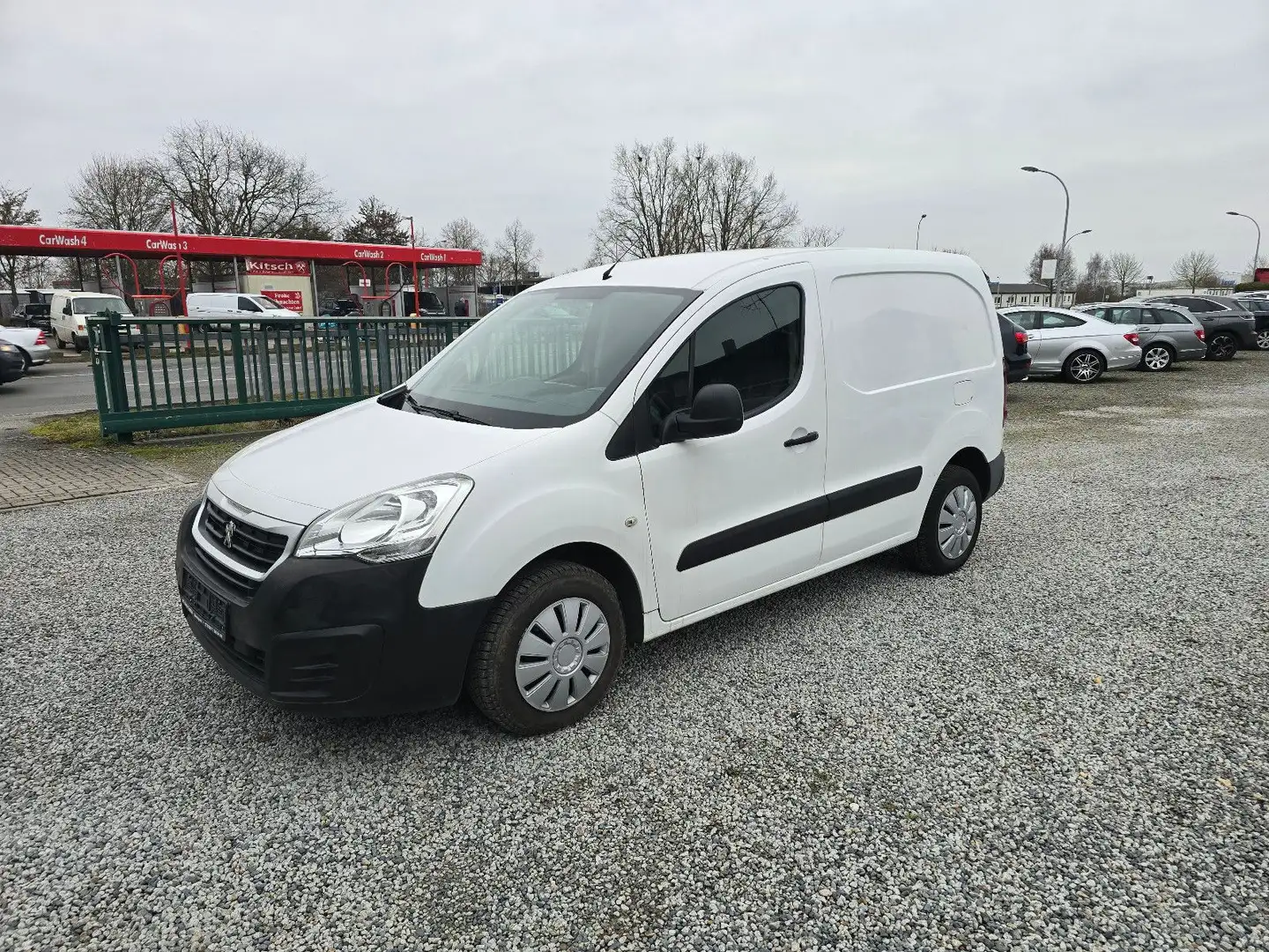 Peugeot Partner L1 Komfort NUR 62000 km TÜV NEU Weiß - 1