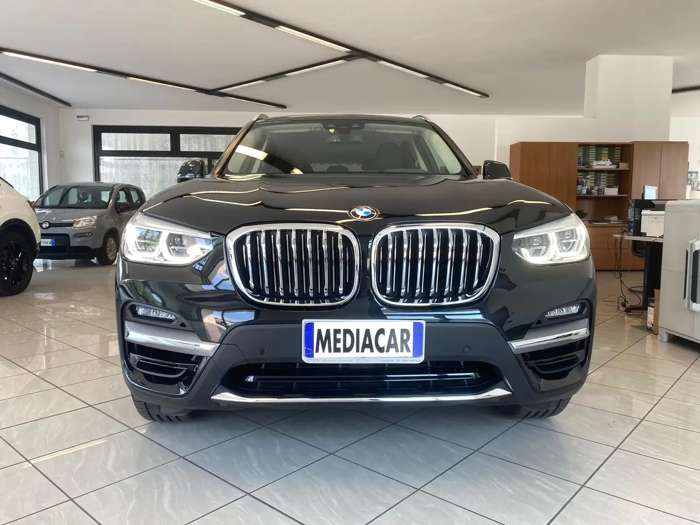 BMW X3 xdrive20d Luxury Line 190cv auto my19 Nero - 2