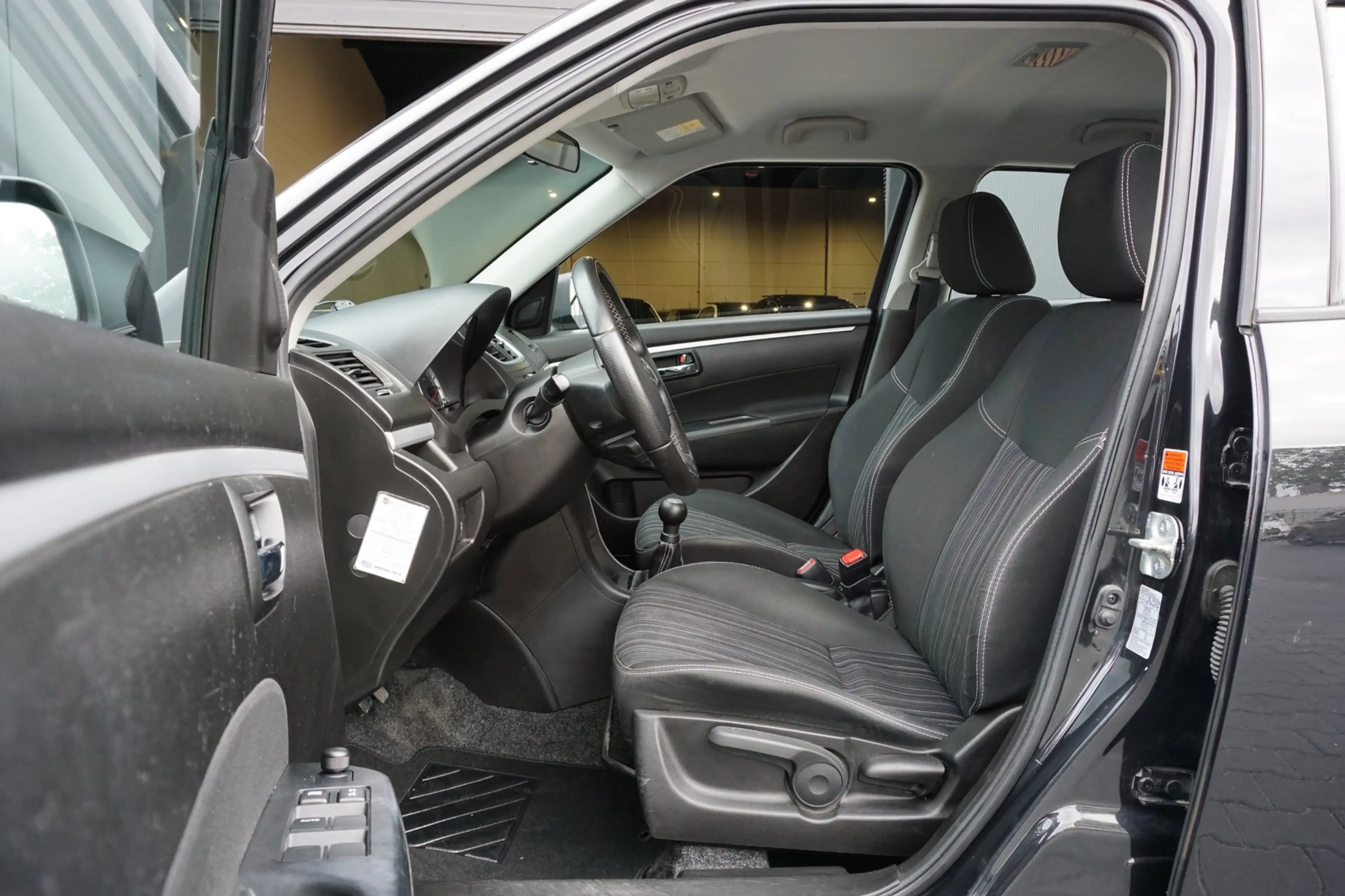 Suzuki Swift 1.2 Bandit EASSS Airco Cruise MFS Stoelverw LMV — photo 10