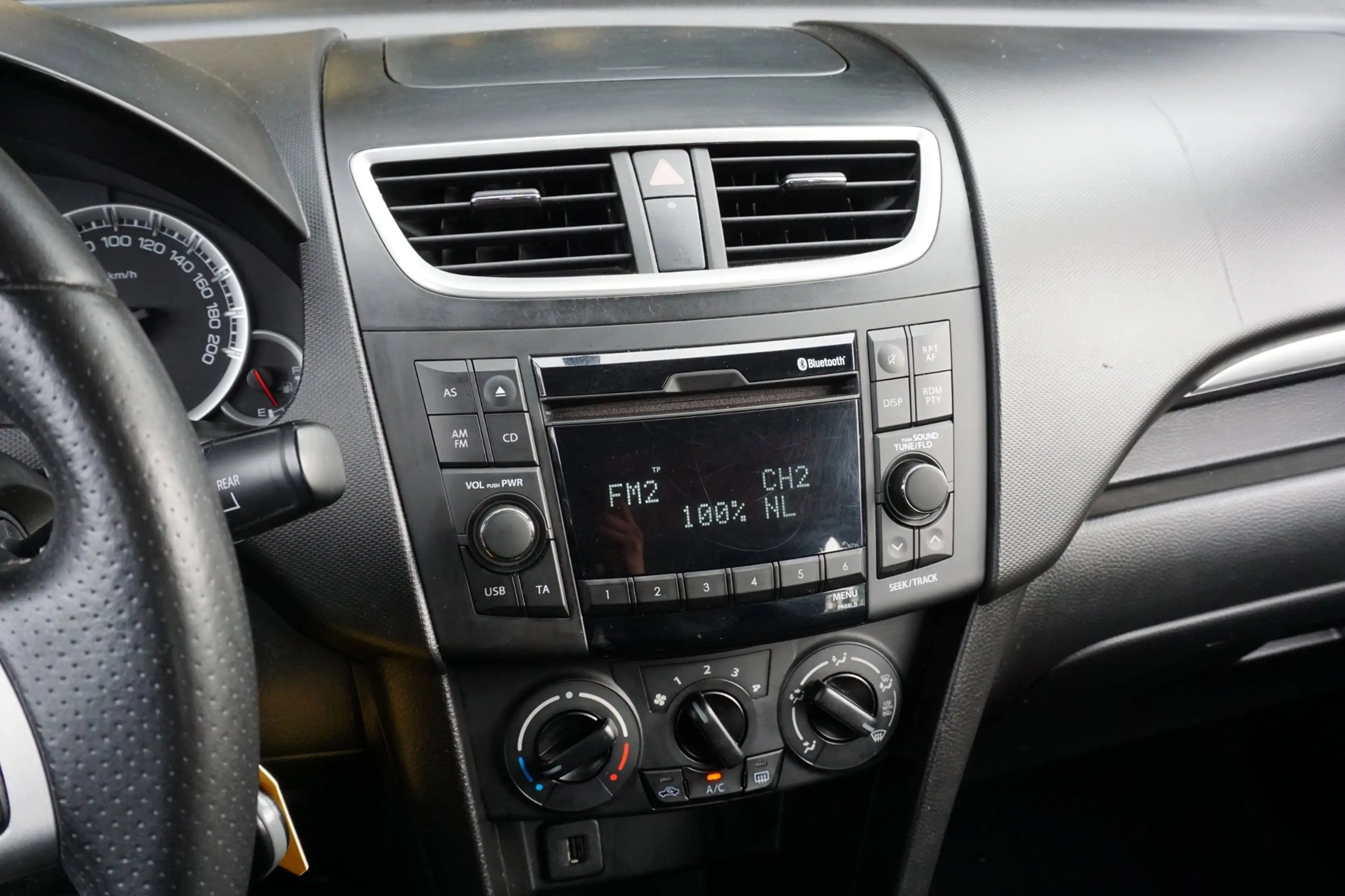 Suzuki Swift 1.2 Bandit EASSS Airco Cruise MFS Stoelverw LMV — photo 18