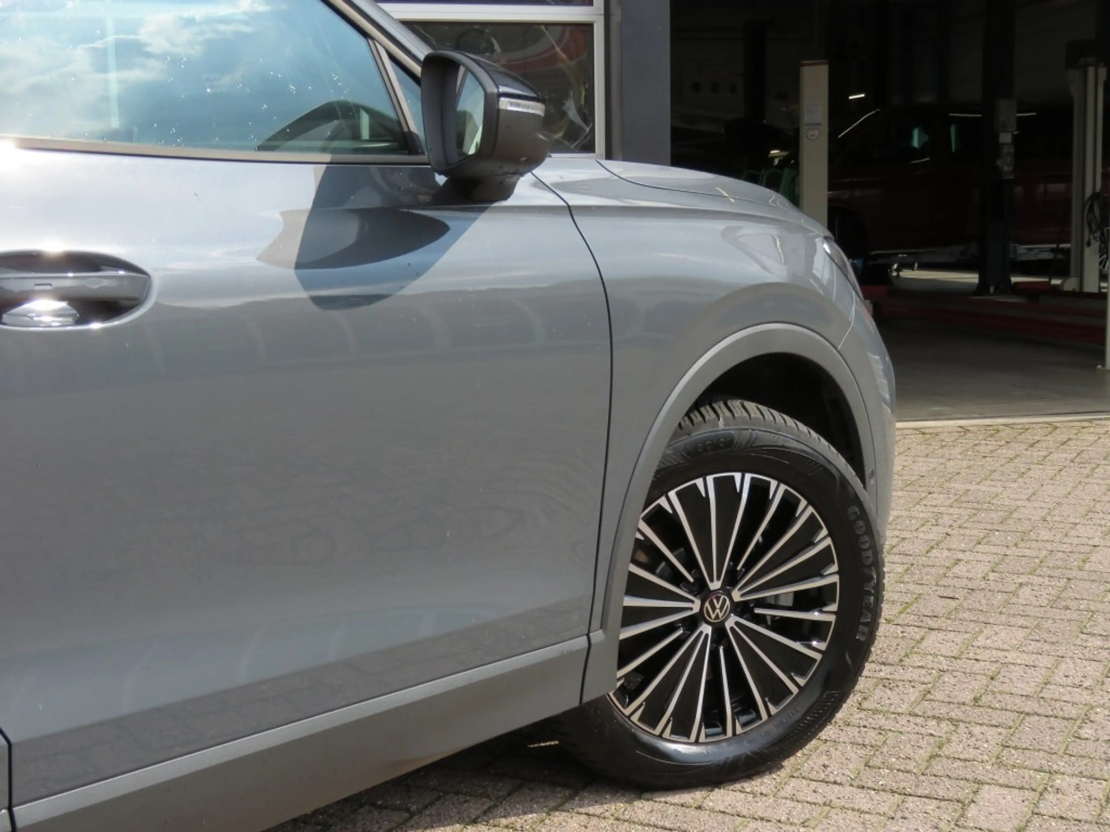 Volkswagen Tiguan 1.5 eHybrid 204pk ENERGY / 360 Camera / Trekhaak — photo 47