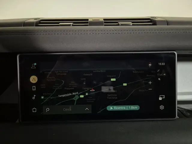 Land Rover Defender view 12
