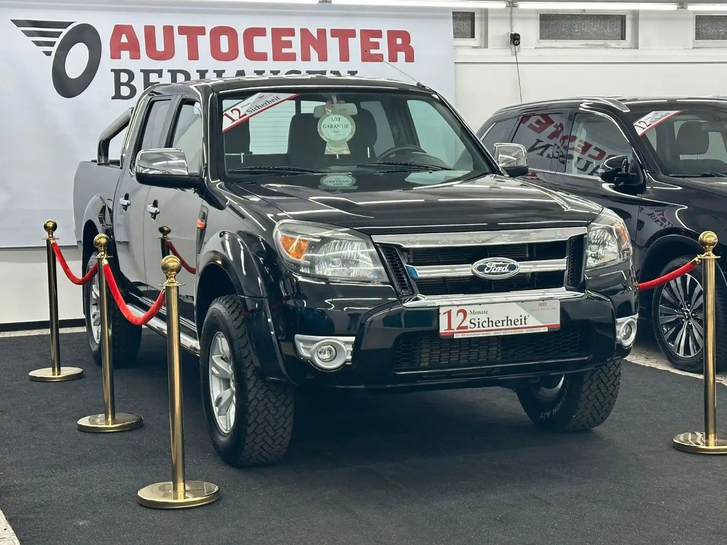 Ford Ranger XLT Doppelkabine 4X4*WENIG KM*GARANTIE* Schwarz - 2