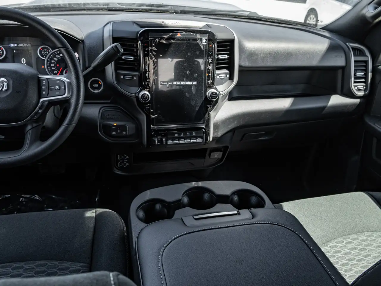 RAM 2500 снимка RAM 2500