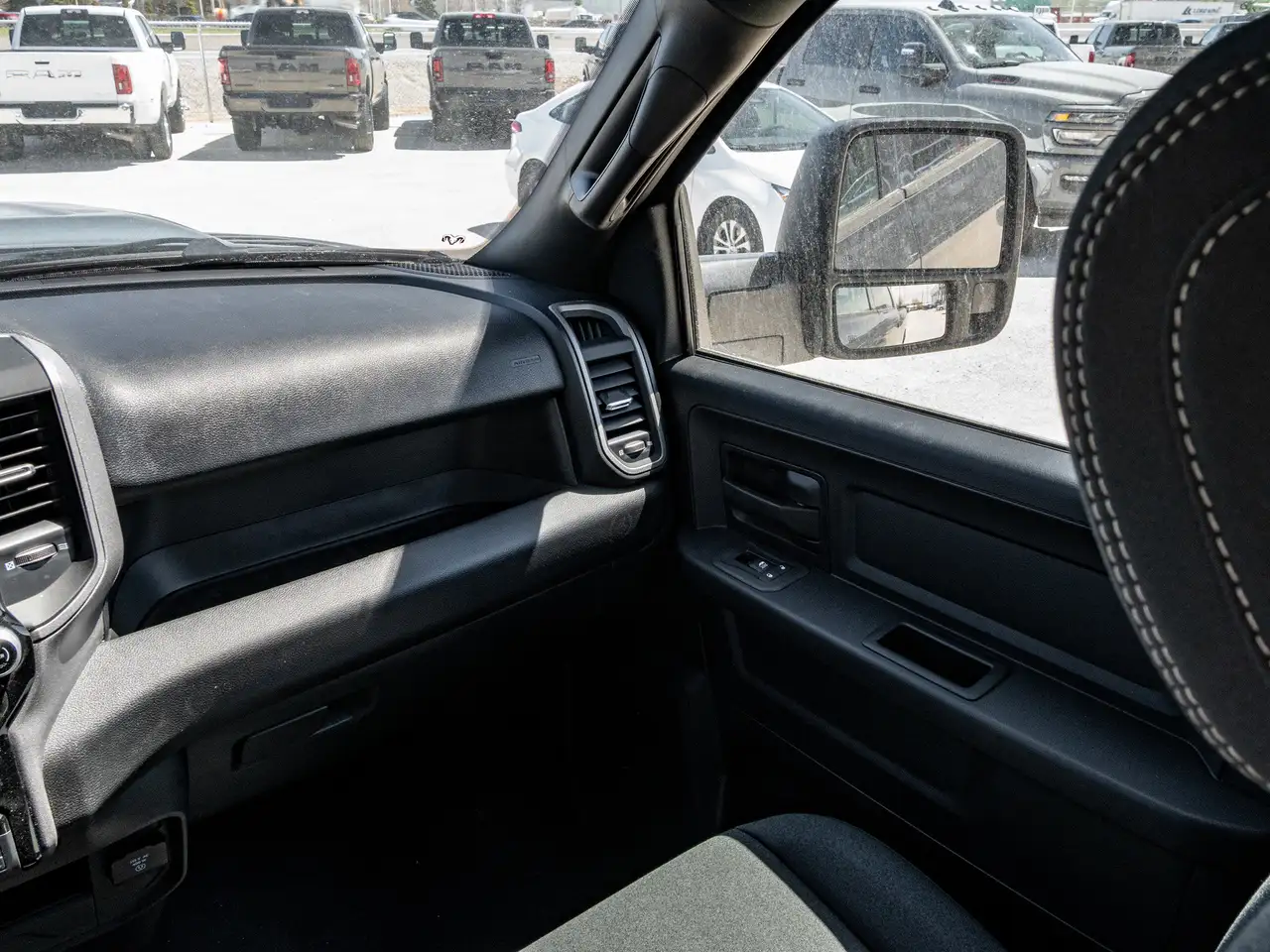 RAM 2500 снимка RAM 2500