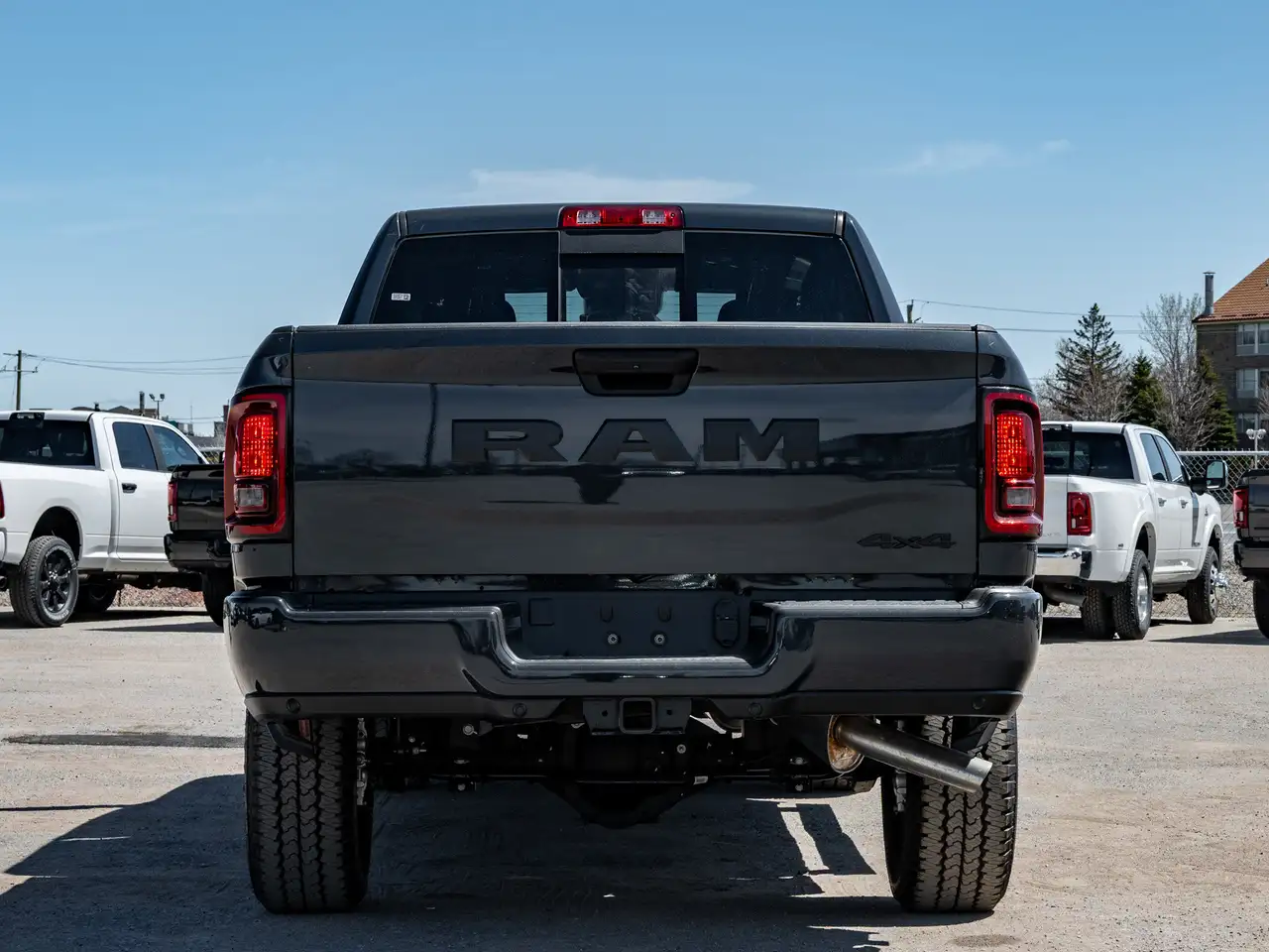 RAM 2500 снимка RAM 2500