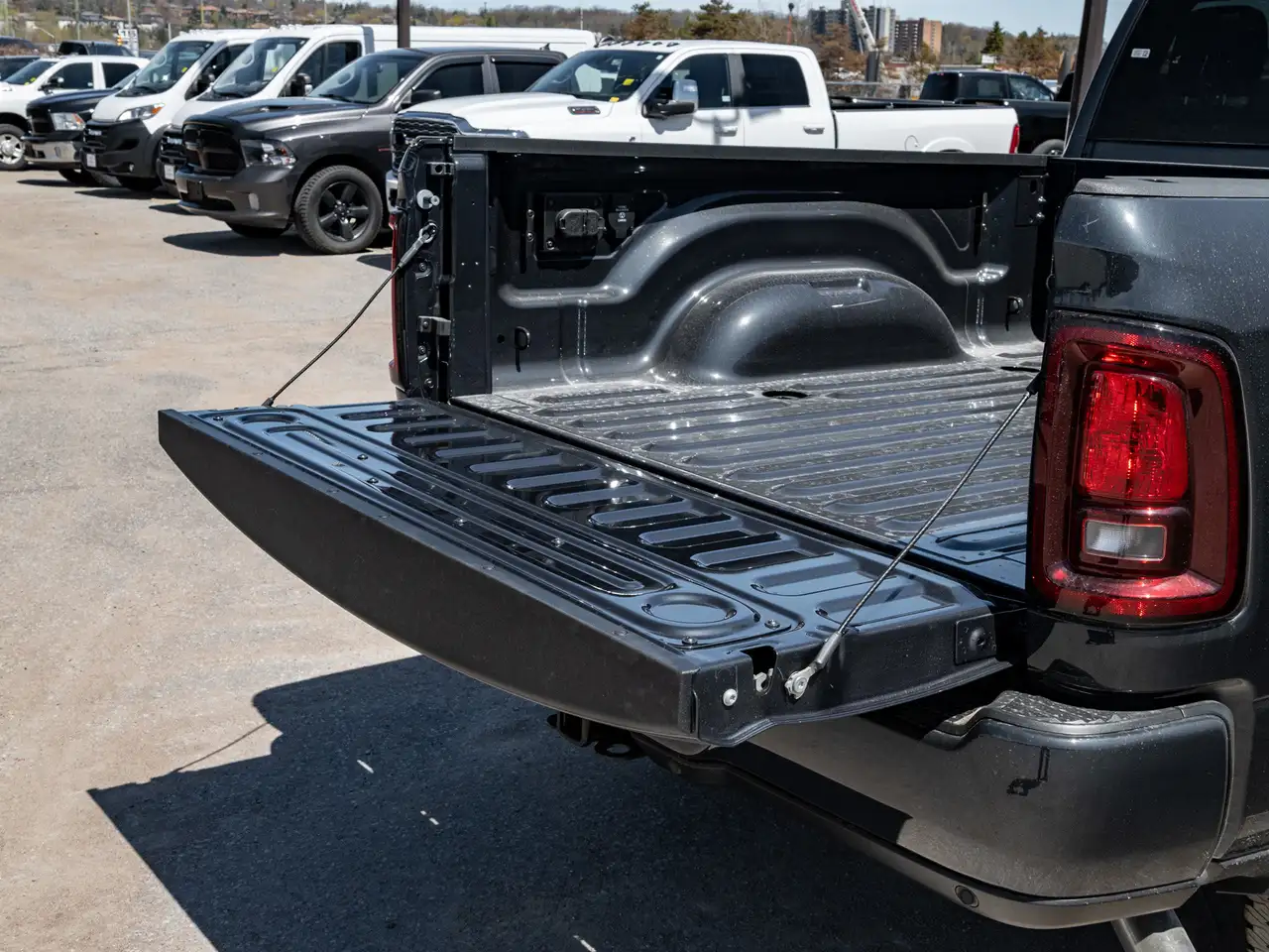 RAM 2500 снимка RAM 2500