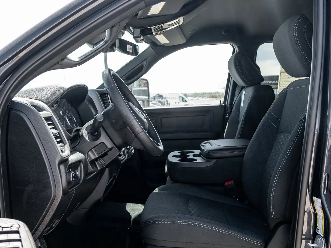 RAM 2500 снимка RAM 2500
