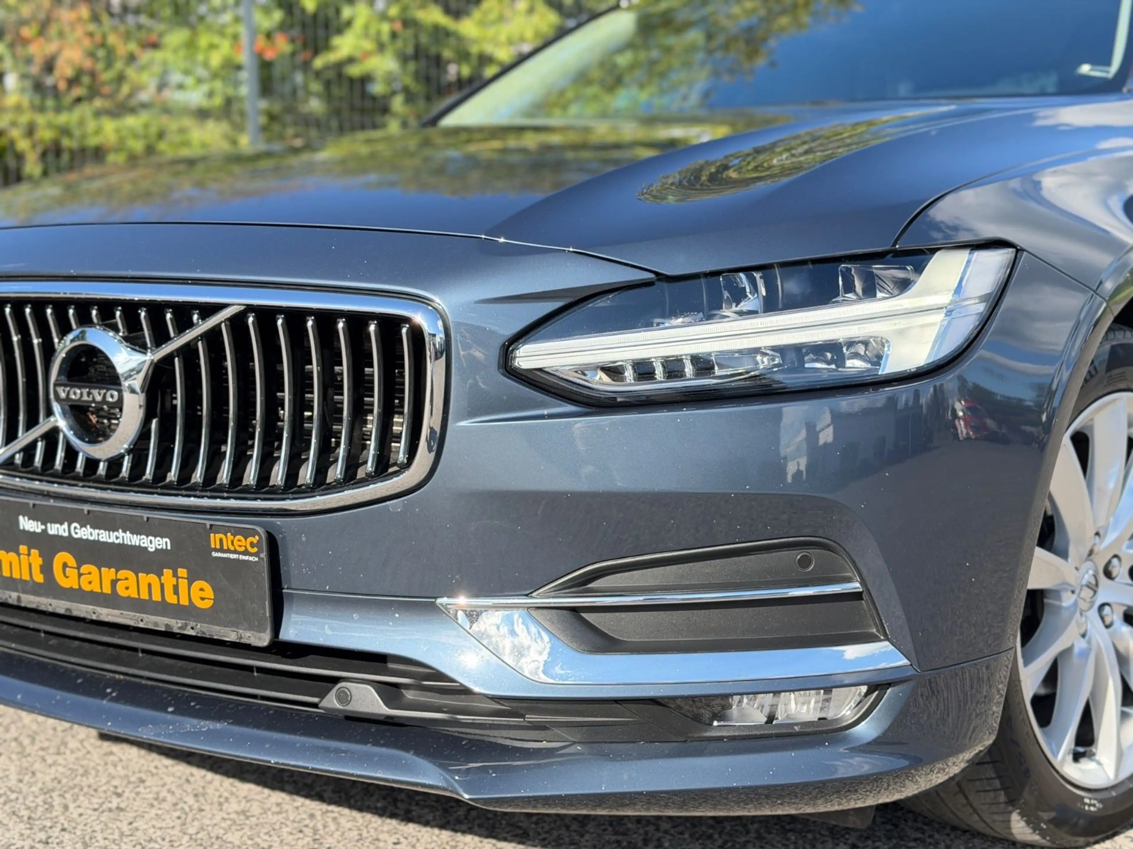 Volvo V90 Kombi Inscription AWD/ Leder — photo 9