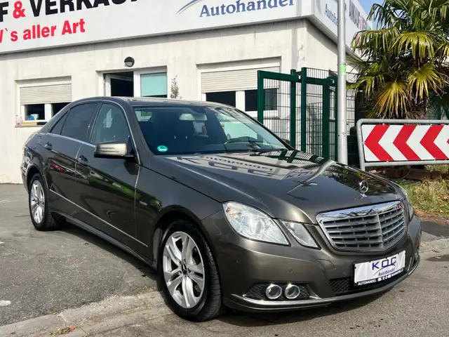 Mercedes-Benz E 250 Limousine CGI BlueEfficiency