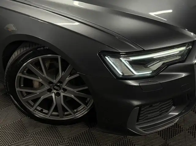 Audi A6 view 4
