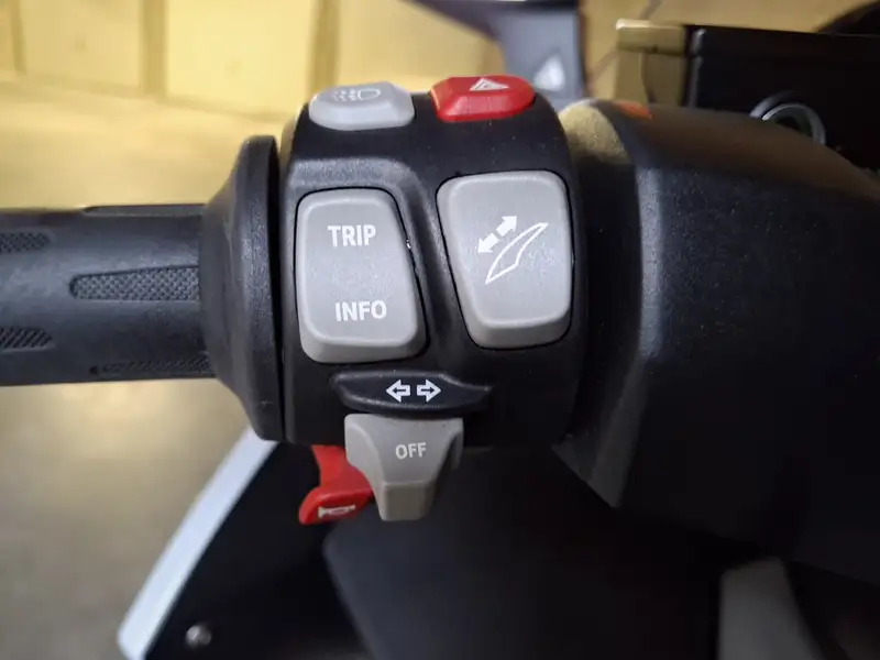 BMW C 650 GT - foto 7