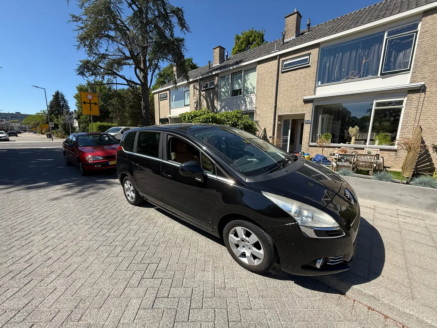 Peugeot 5008 5008 1.6 VTi ST 7p. Zwart - 2