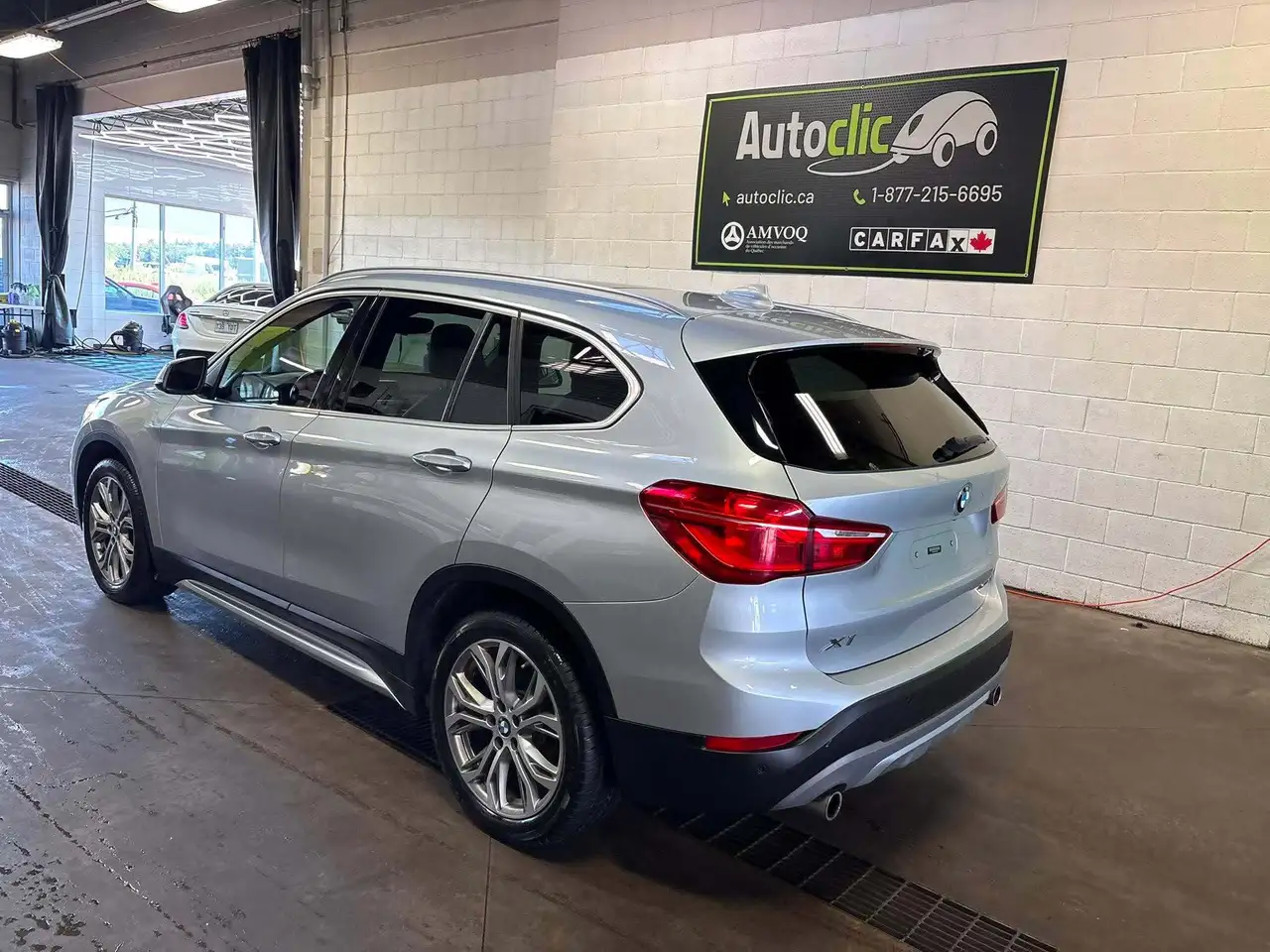 BMW X1 снимка BMW X1