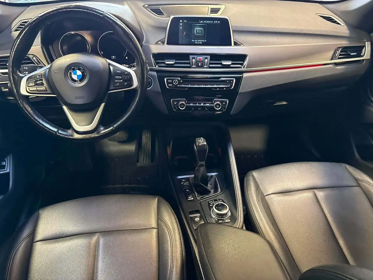 BMW X1 снимка BMW X1