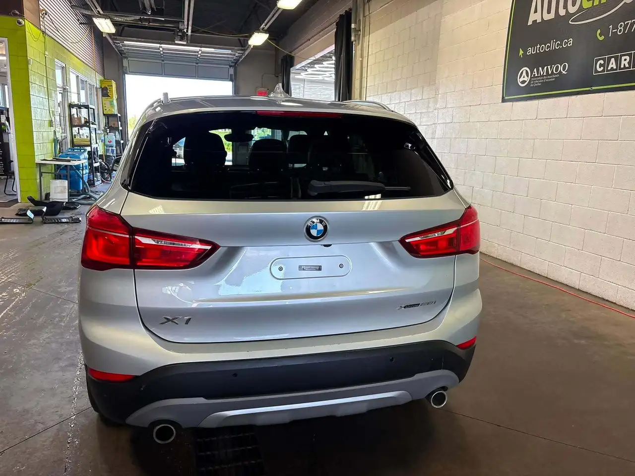 BMW X1 снимка BMW X1