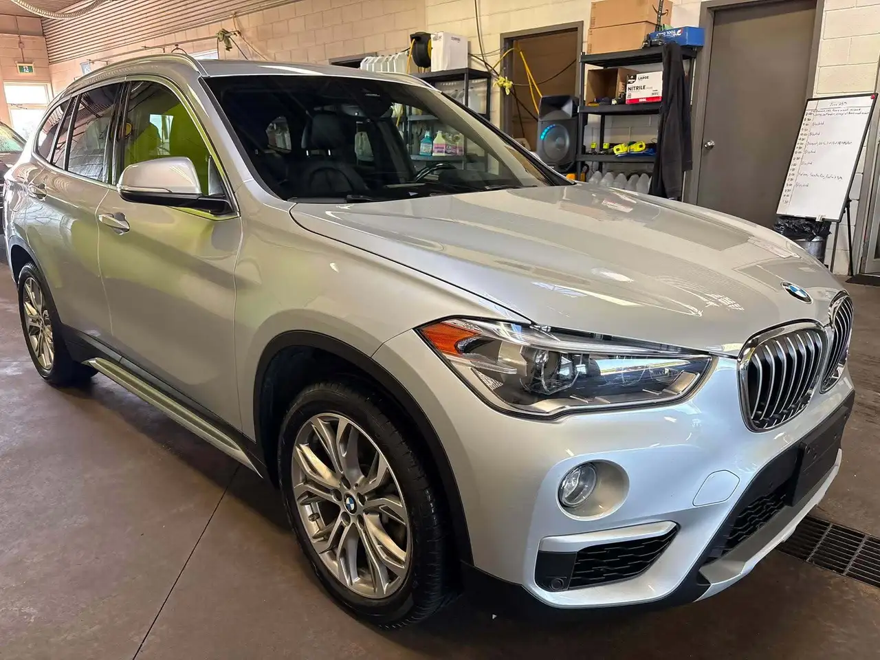 BMW X1 снимка BMW X1