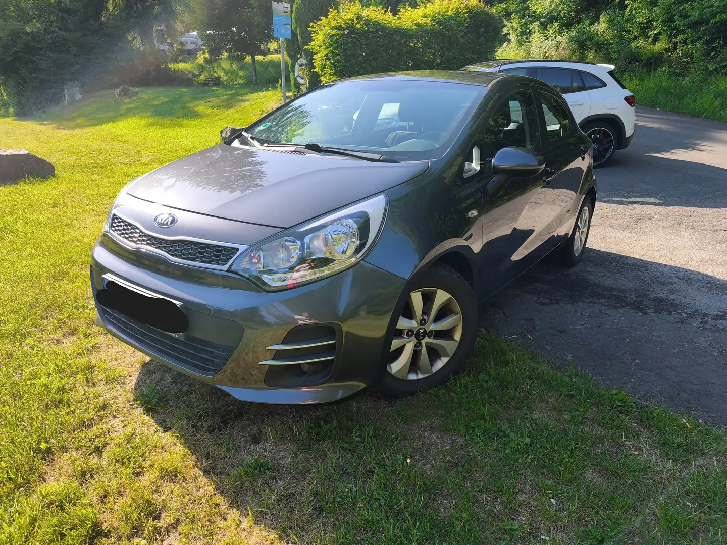 Kia Rio Rio 1.1 CRDI Spirit Grau - 1