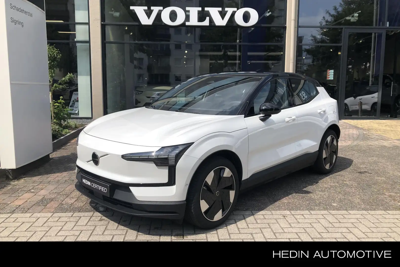 Volvo EX30 Twin Motor Performance Ultra AWD 428pk | 360° Rond Blanco - 1