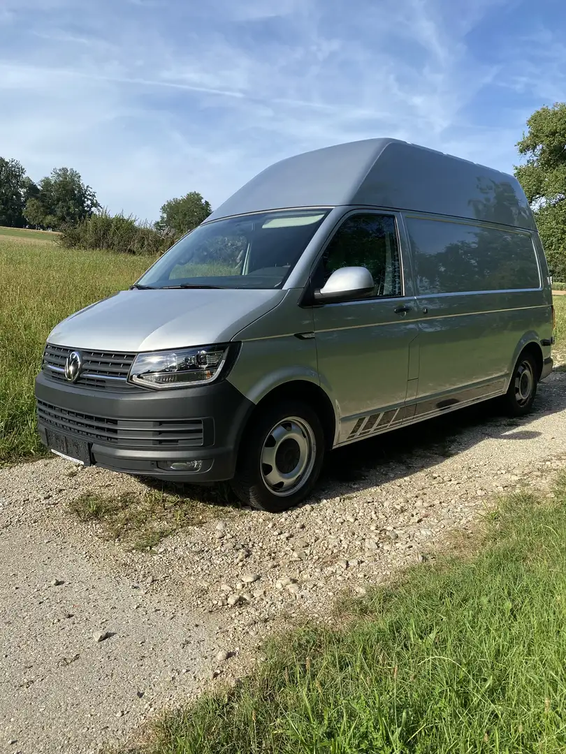 Volkswagen T6 Transporter Camper Hochdach / LR - 2