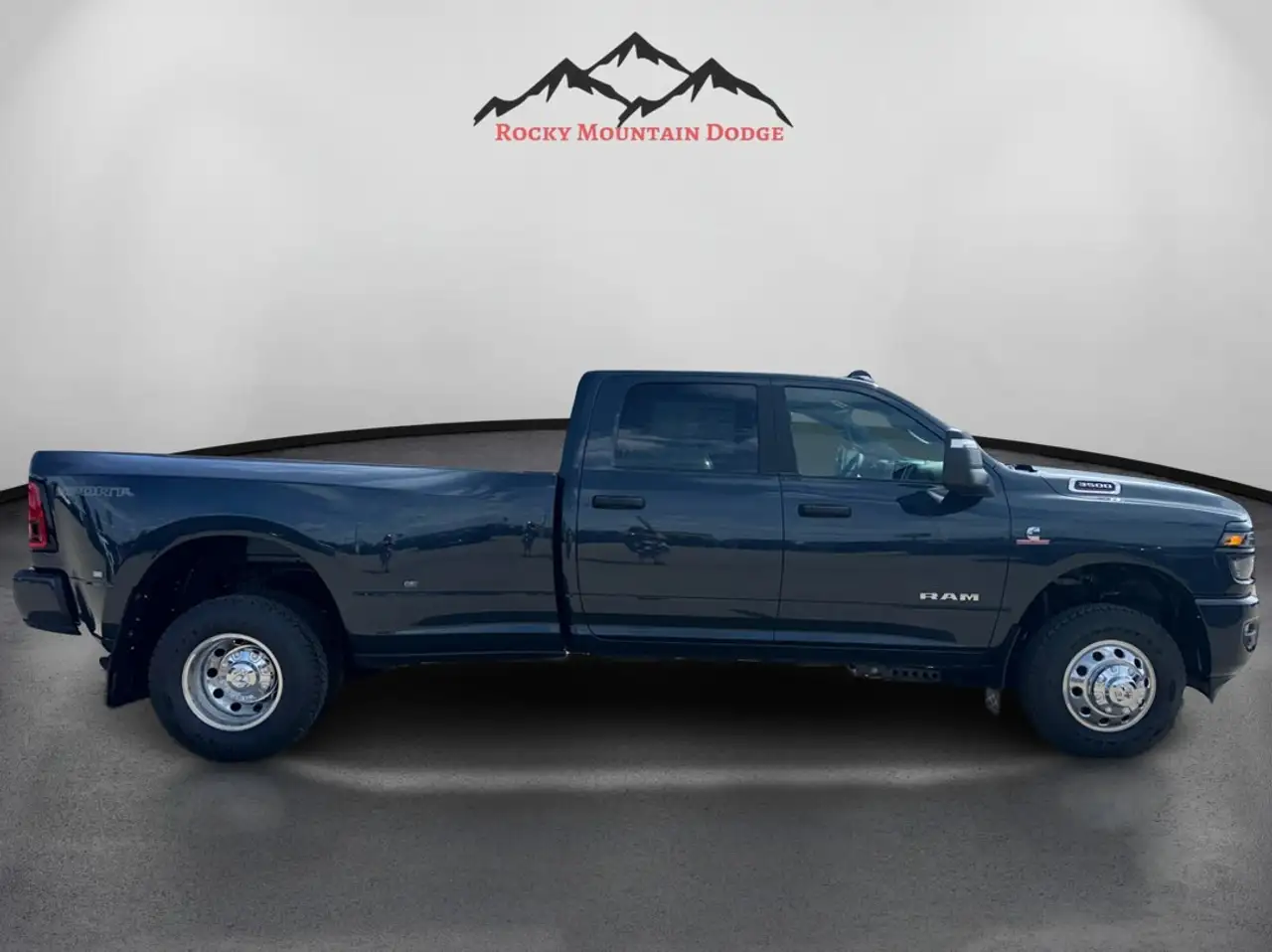 RAM 3500 снимка RAM 3500