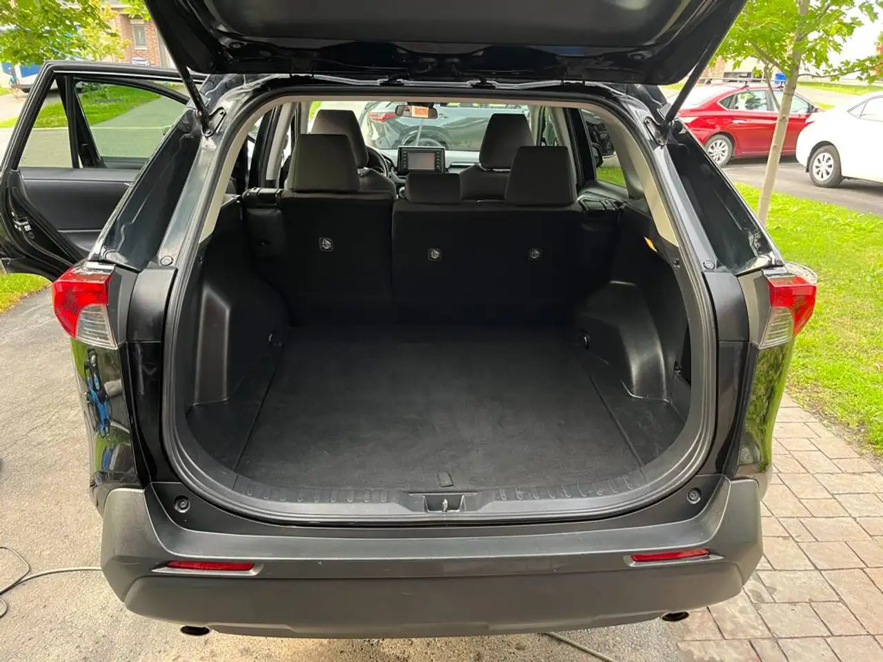 Toyota RAV 4 снимка Toyota RAV 4