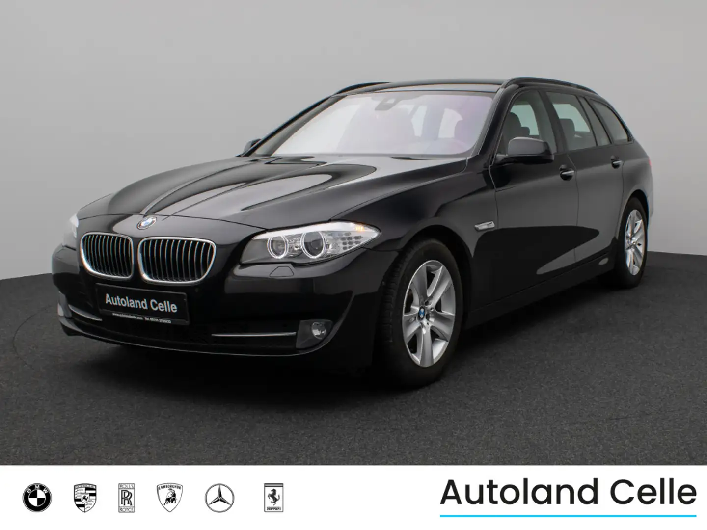 BMW 530 HUD HiFi 360°Xenon SoftCl AHK Komfort Sport Negro - 1