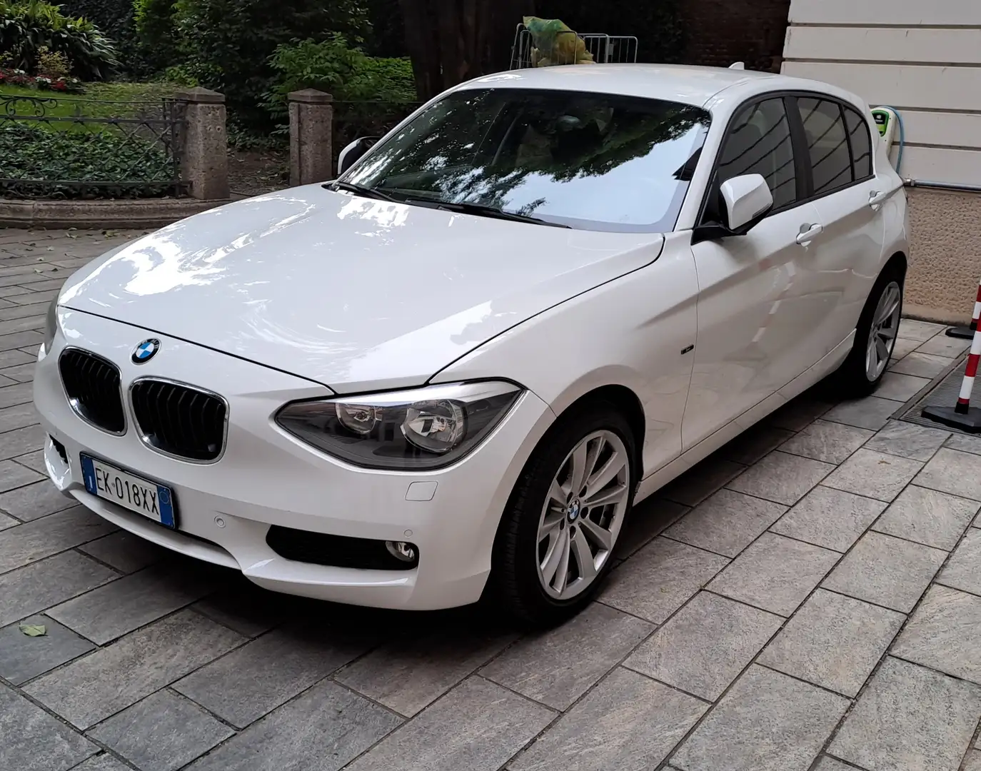 BMW 116 Serie 1 F/20 2012 116i 5p Sport Bianco - 1