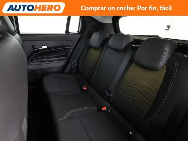 Jeep Avenger view 16