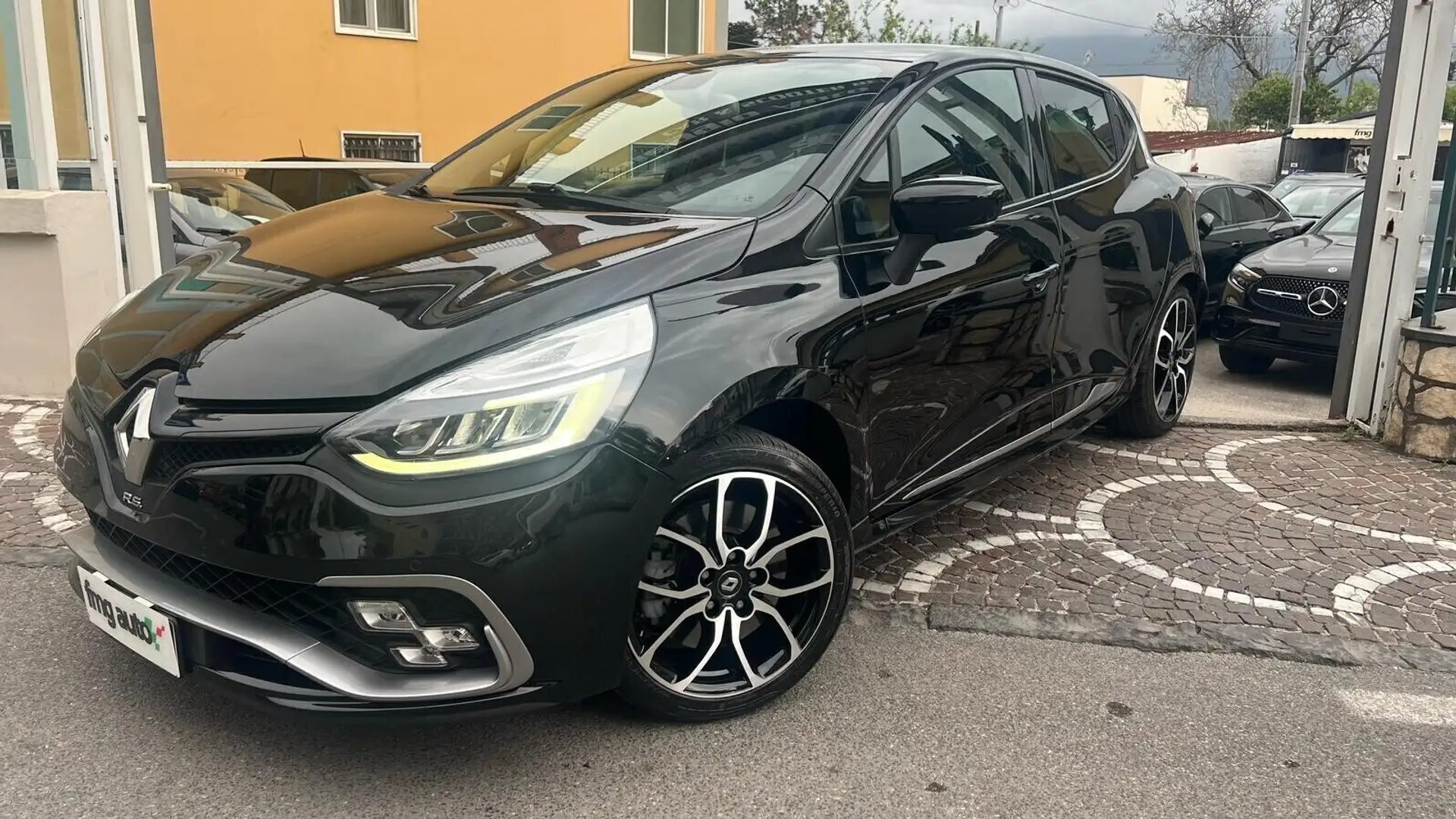 Renault Clio Energy RS TCe 200CV EDC AUTOMATICA 5 porte Schwarz - 1