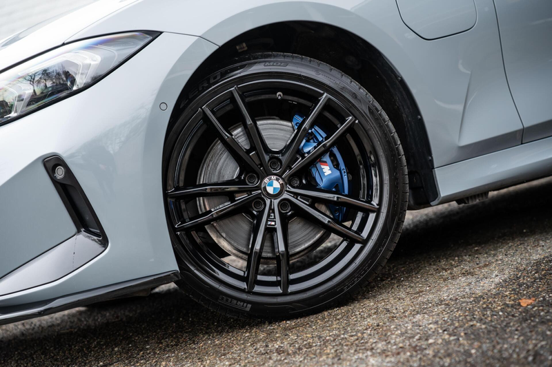 BMW 330 3-serie Touring 330e xDrive M Perf Stoelen Pano HU — photo 4