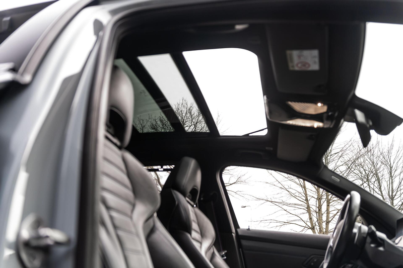 BMW 330 3-serie Touring 330e xDrive M Perf Stoelen Pano HU — photo 14