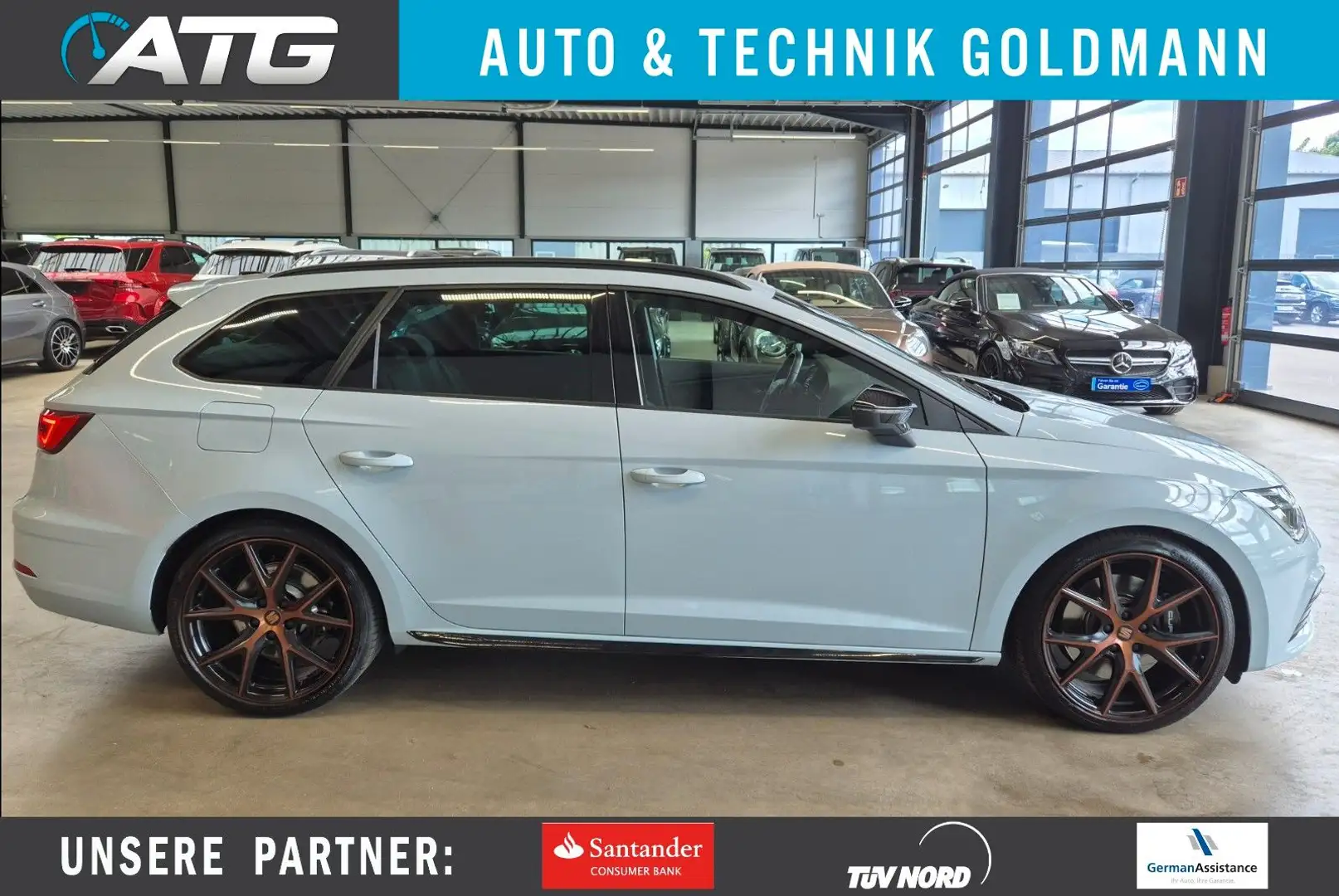 SEAT Leon LEON ST CUPRA 4D SPORTSITZE ACC NAV BEATS CAMERA Gri - 1