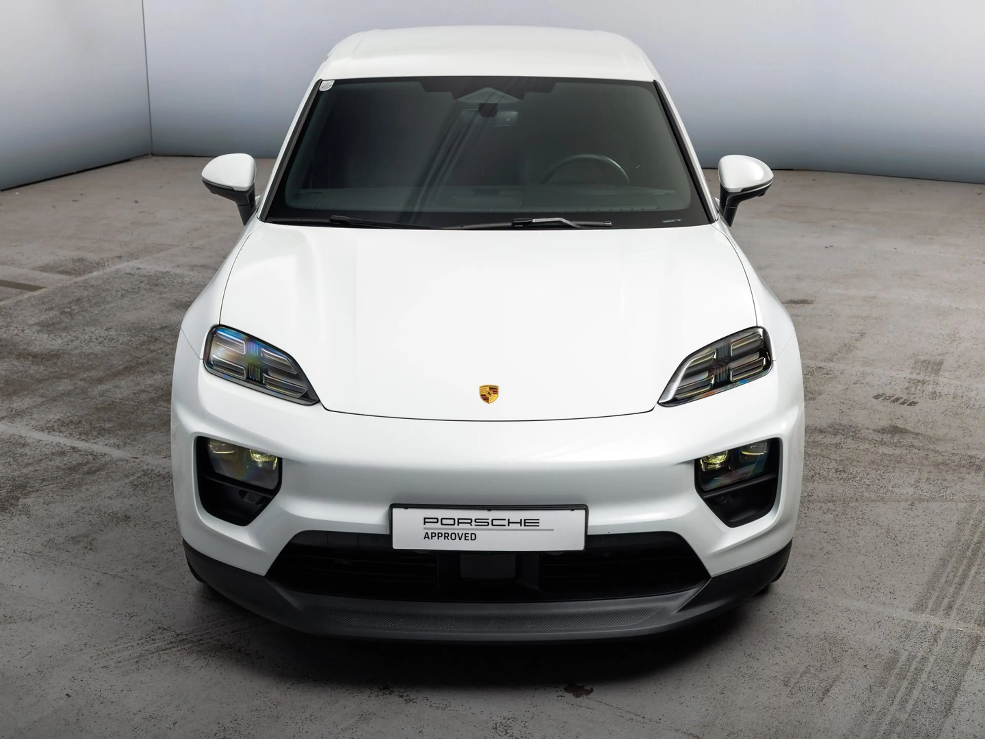 Porsche Macan — photo 12