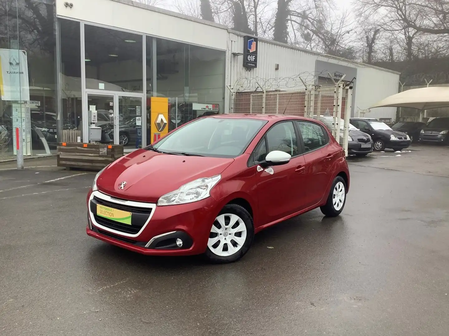 Peugeot 208 BlueHDi Like FAP Rouge - 1